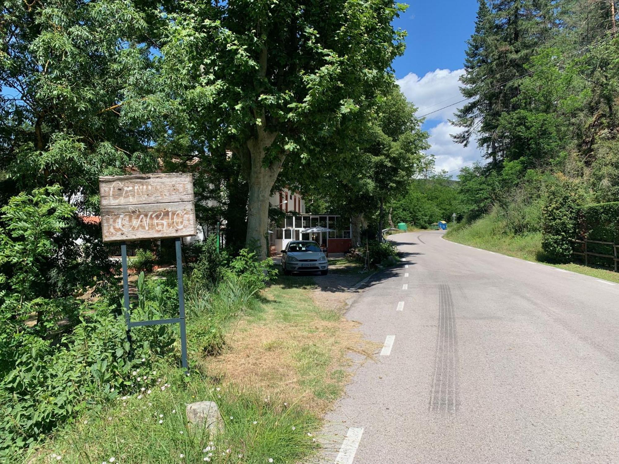 Hotel Hostal Rural Can Enric à Sant Sadurni d'Osormort Extérieur photo